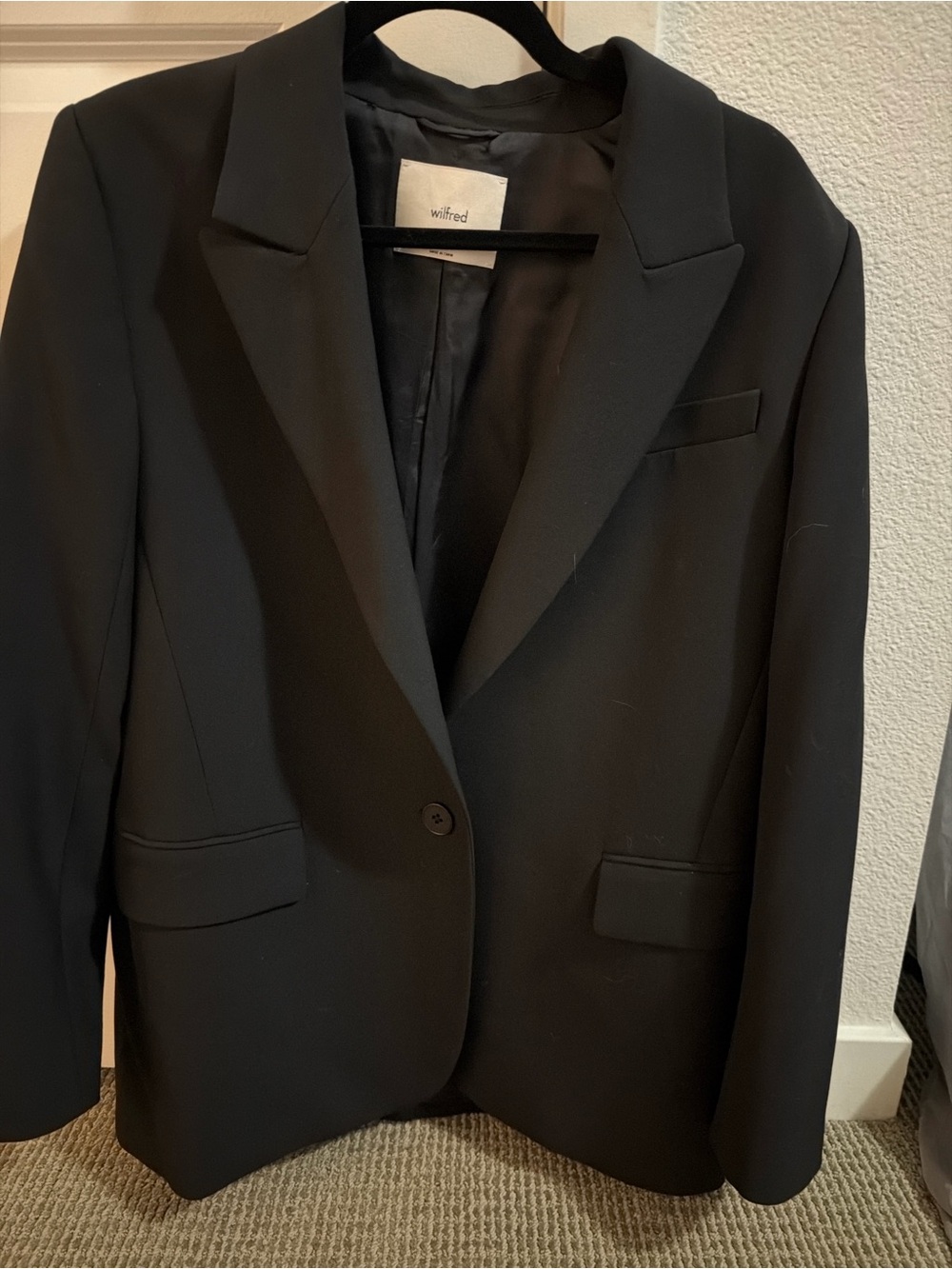 Aritzia Flores Black Blazer